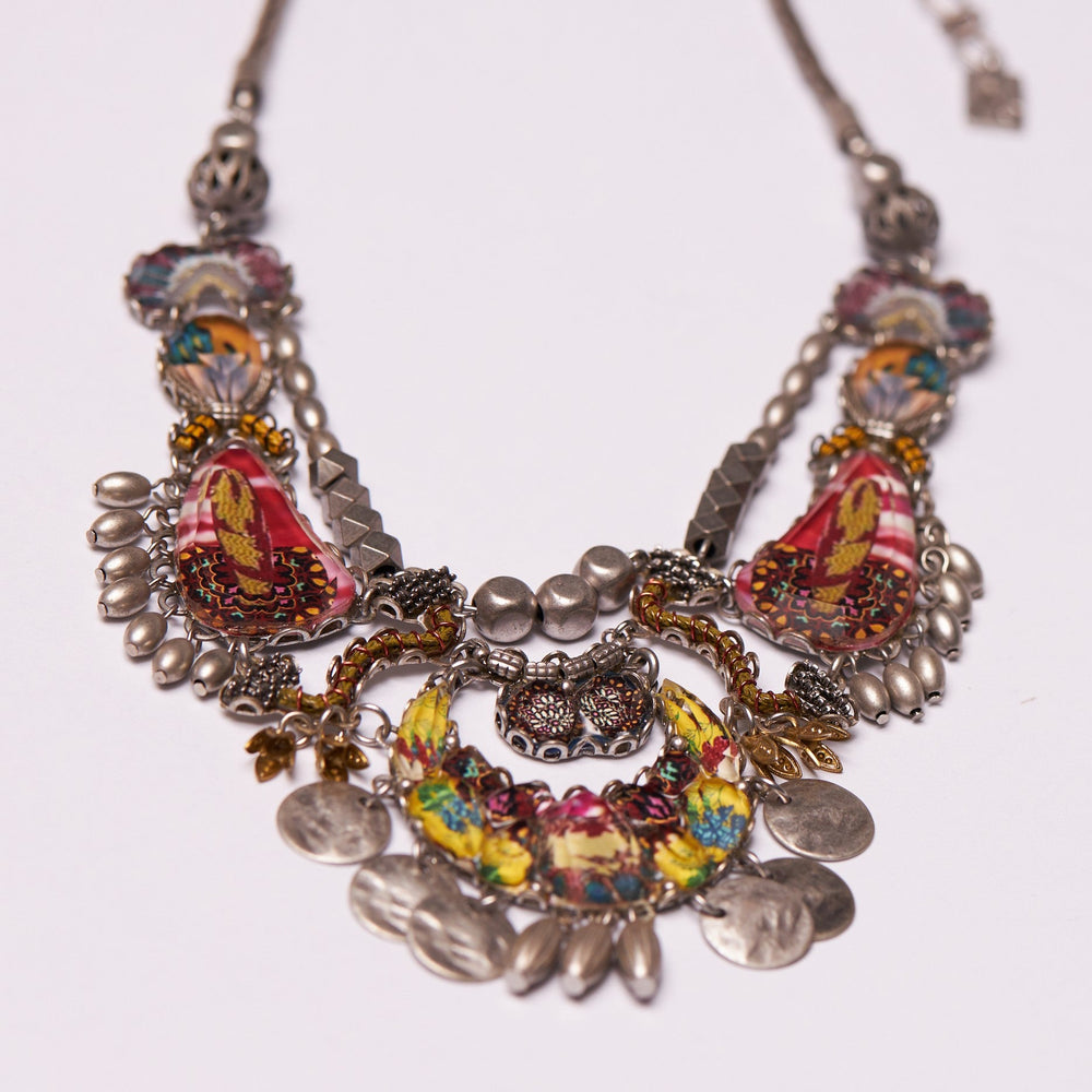 
                
                    Load image into Gallery viewer, Amelia, Necklace, Yellow Hues
                
            
