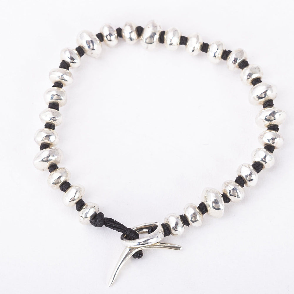 
                
                    Load image into Gallery viewer, Bracelet with Knots and Solid Silver Beads
                
            