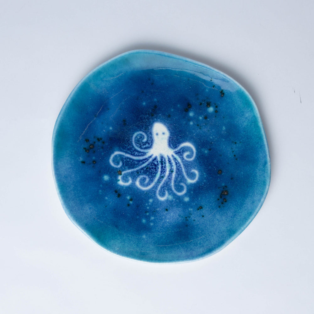
                
                    Load image into Gallery viewer, Ceramic Dinner Plate B, Octopus
                
            