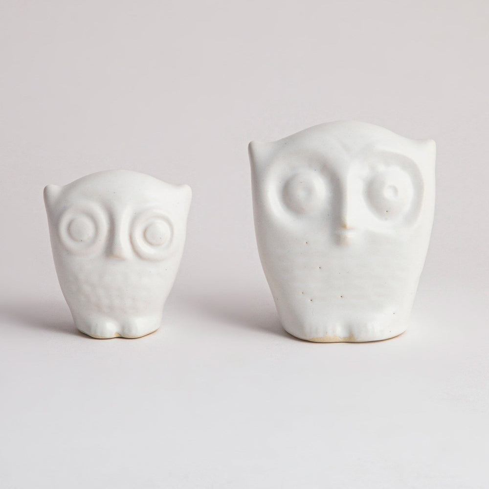 
                
                    Load image into Gallery viewer, Ceramic Owl Figurines, Set of 2
                
            