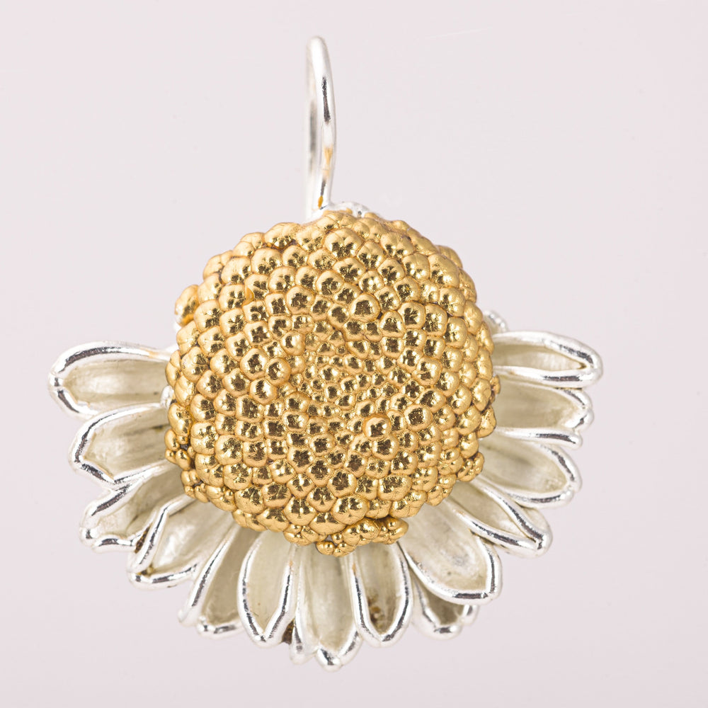 
                
                    Φόρτωση εικόνας στο Viewer Gallery, Chrysanthemum Pendant Earrings
                
            