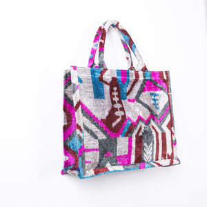 
                
                    Load image into Gallery viewer, IKAT Shopping Bag in Pink, Grey and Terracotta
                
            
