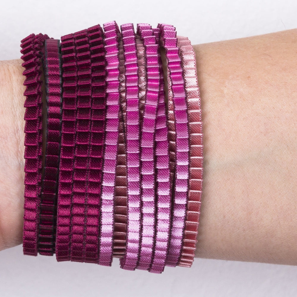 
                
                    Load image into Gallery viewer, Pleated Lines Bracelet in Pink &amp;amp; Burgundy
                
            