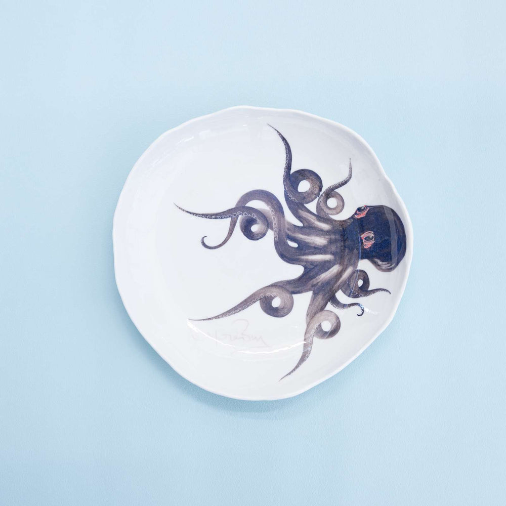 
                
                    Load image into Gallery viewer, Porcelain Hand Painted Dish, Octopus, Medium
                
            