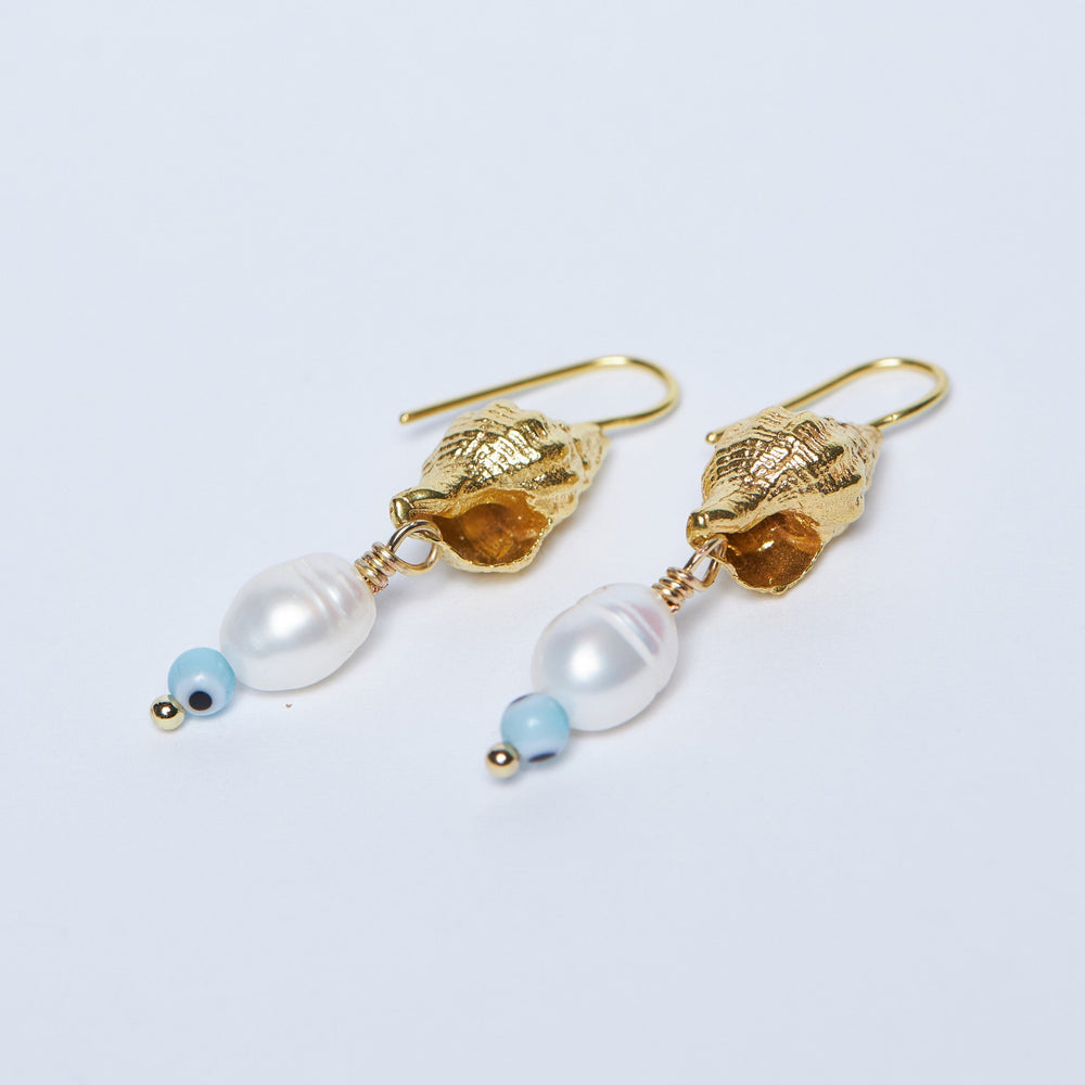 
                
                    Φόρτωση εικόνας στο Viewer Gallery, Sea Shell, Drop Earrings with Pearl
                
            