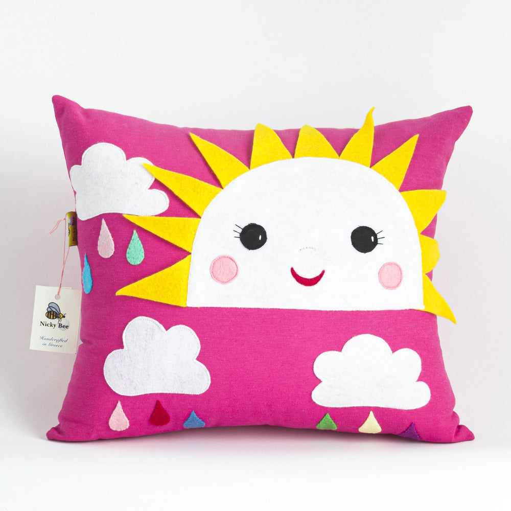 
                
                    Load image into Gallery viewer, Smiling Sun Decorative Cushion
                
            