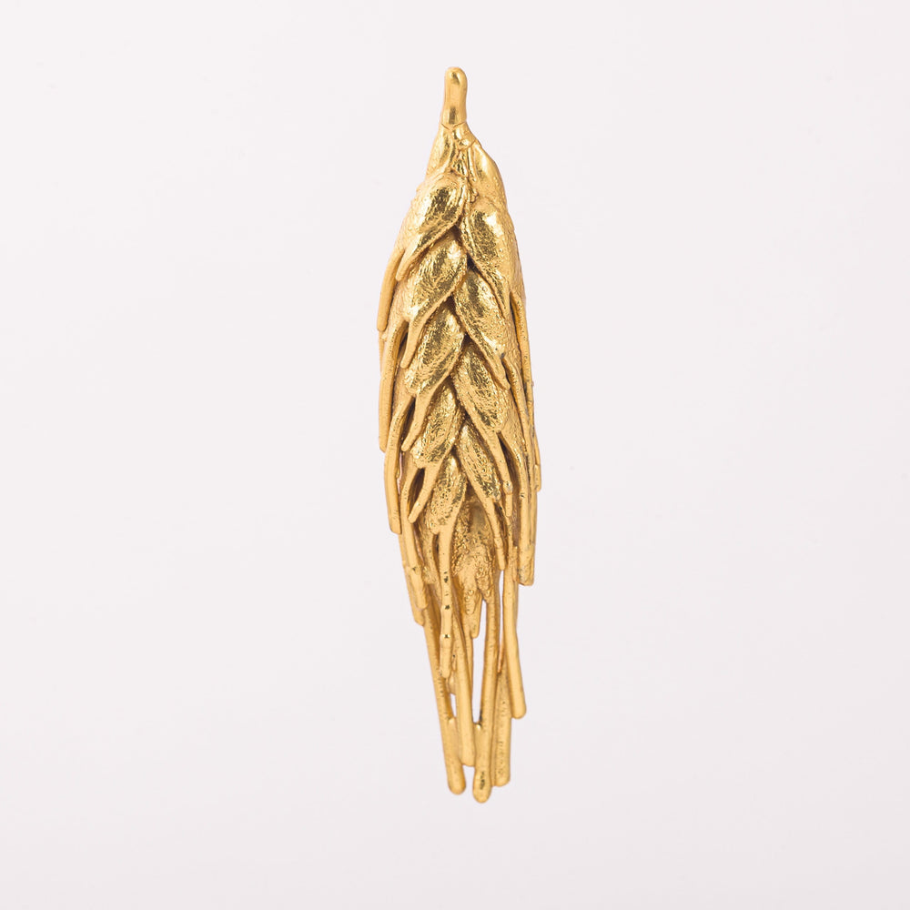 
                
                    Load image into Gallery viewer, Wheat Brooch Gold Plated
                
            